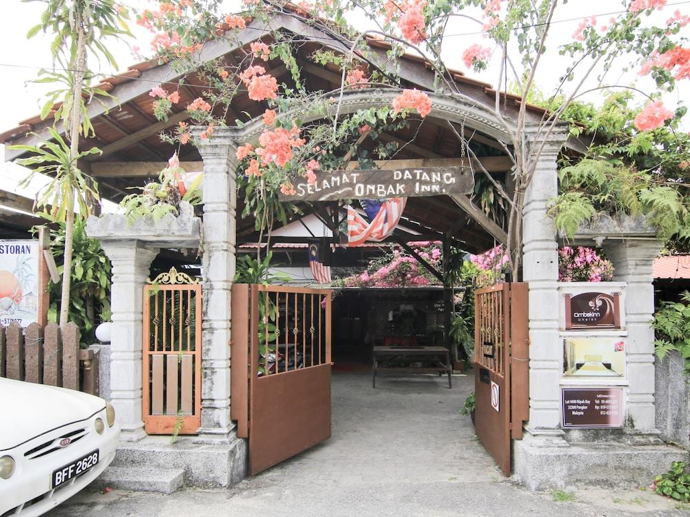 Ombak Inn Chalet Kampung Teluk Nipah Kültér fotó
