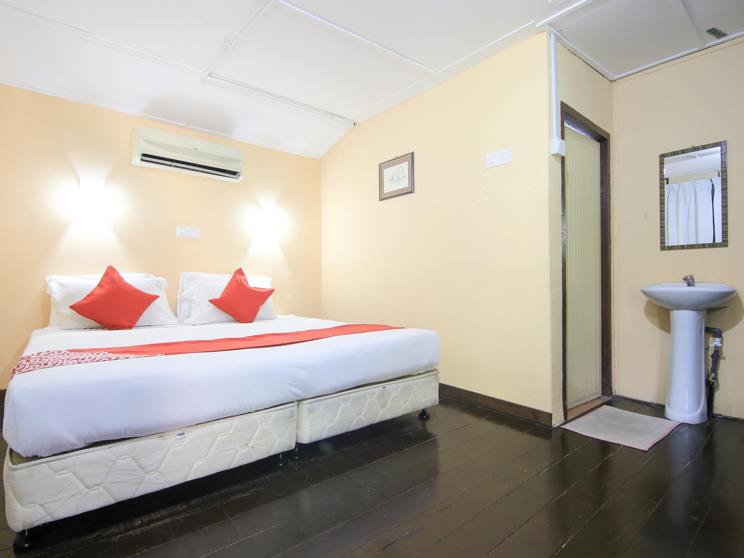 Ombak Inn Chalet Kampung Teluk Nipah Kültér fotó