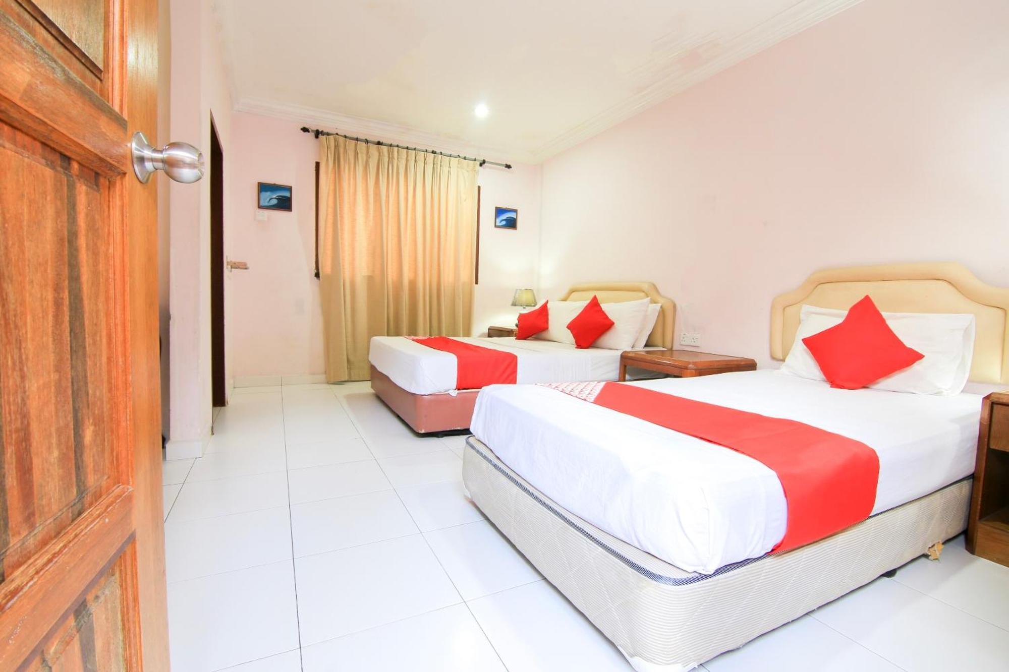 Ombak Inn Chalet Kampung Teluk Nipah Kültér fotó