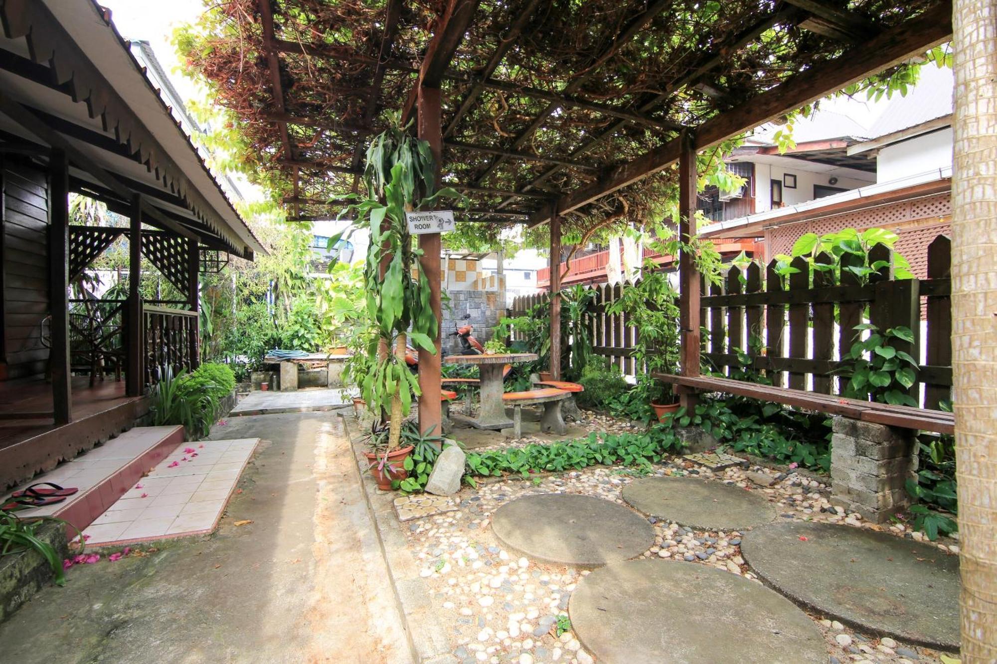 Ombak Inn Chalet Kampung Teluk Nipah Kültér fotó
