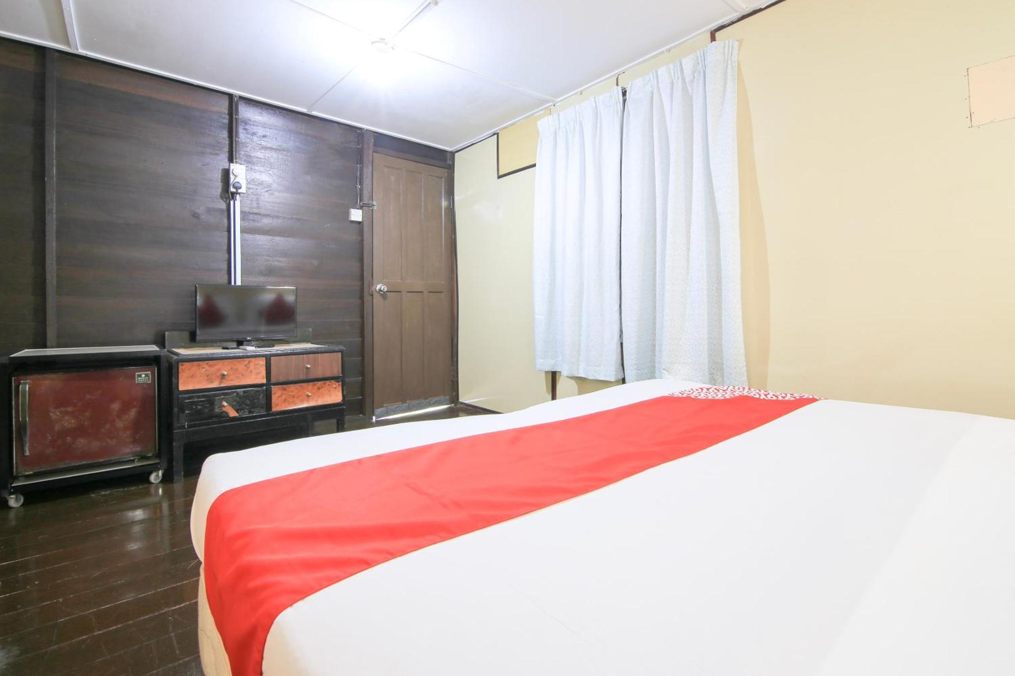 Ombak Inn Chalet Kampung Teluk Nipah Kültér fotó